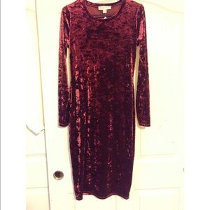 Michael Kors Red/Burgundy long sleeve velvet dress